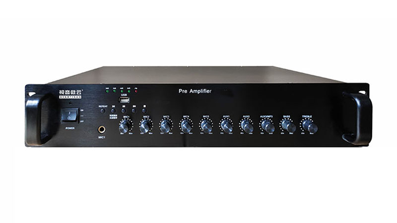 前置放大器